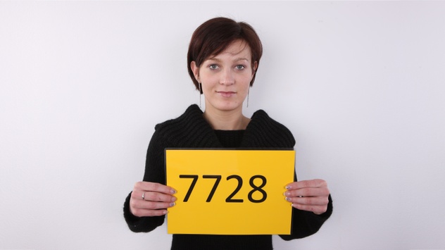 Helena (24)