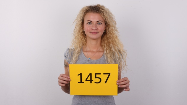 Veronika (29)