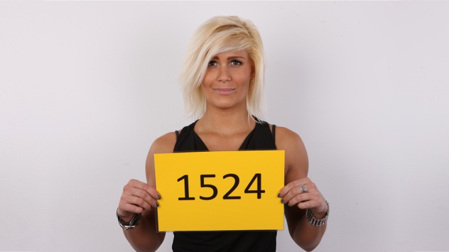 Denisa (29)