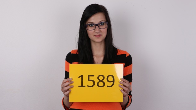 Adela (19)