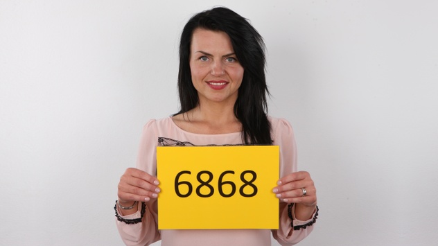 Michaela (34)