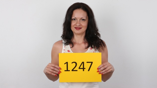 Marie (33)