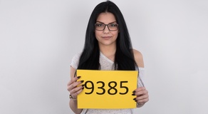 Klaudie (19)