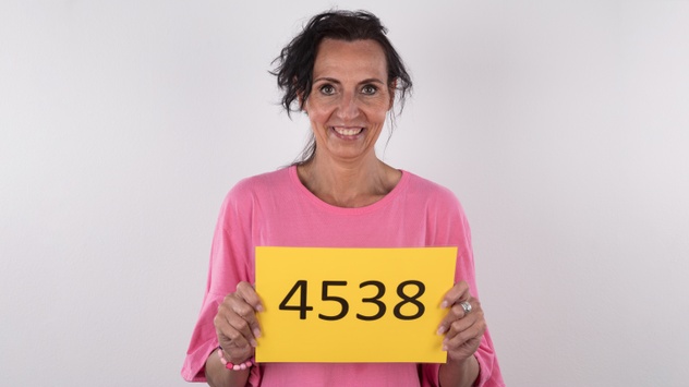 Klaudie (52)
